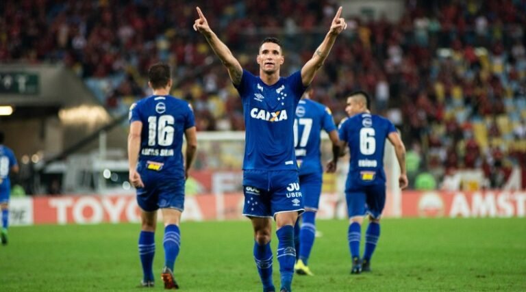 Com força máxima, Cruzeiro visita Flamengo na estreia do Brasileirão