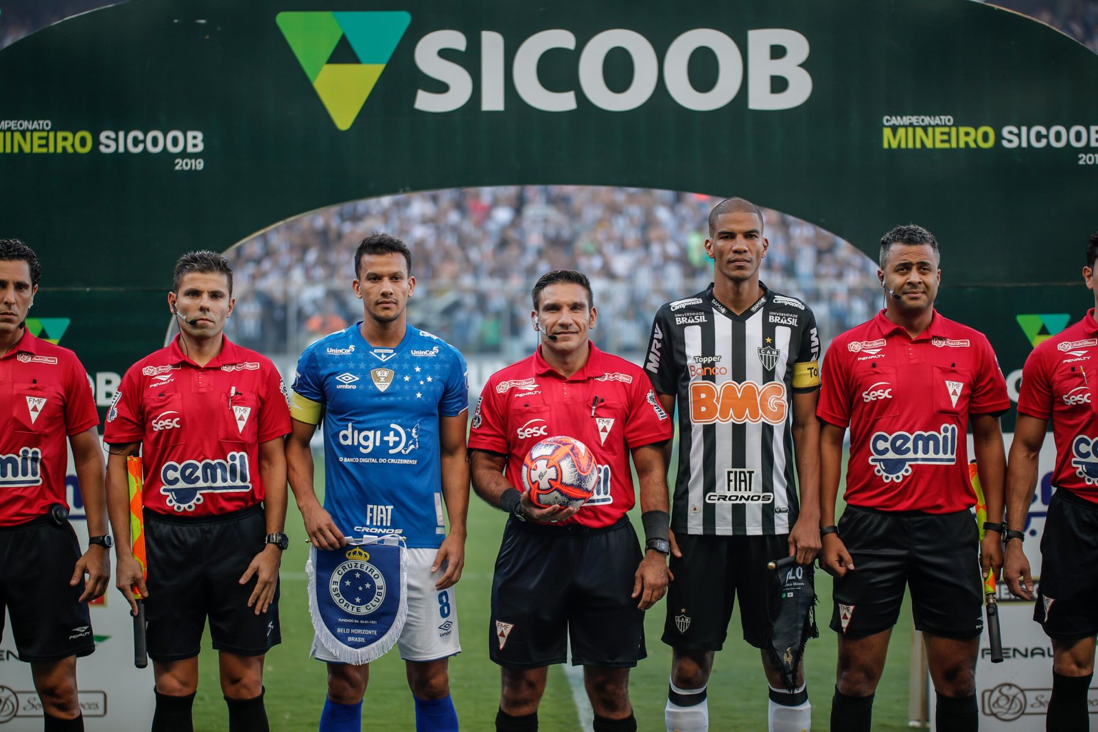 Arbitragem polêmica e título celeste na final do Campeonato Mineiro - Mercado do Futebol