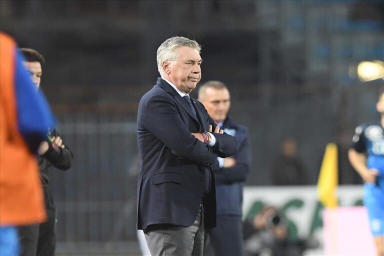 Com a cabeça na Liga Europa, Napoli é derrotado pelo Empoli