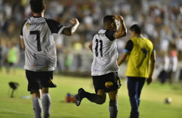 Botafogo/PB vence o CSA e avança as semifinais da copa do nordeste.
