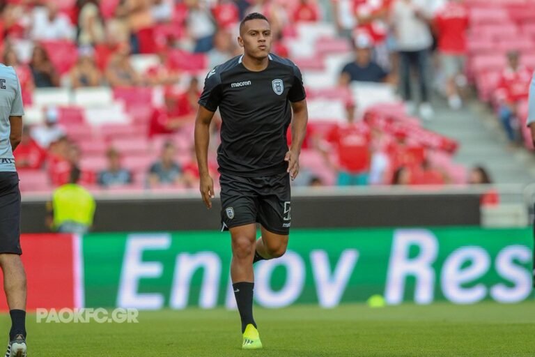 Léo Jabá fica cada dia mais perto de marca histórica na Grécia