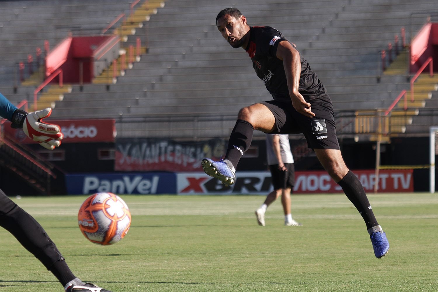 Bruno Aguiar fala sobre período sem jogos no Brasil de Pelotas visando a estreia na Série B