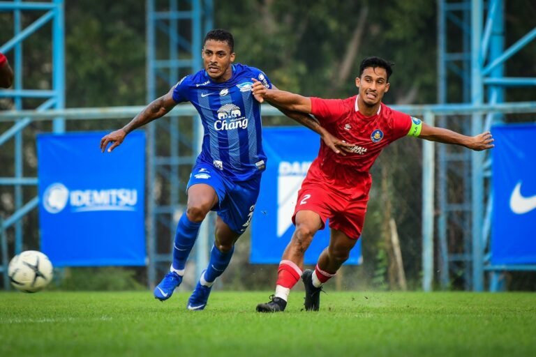 Lukian quer chegar aos cinquenta jogos no futebol Tailandês em 2019