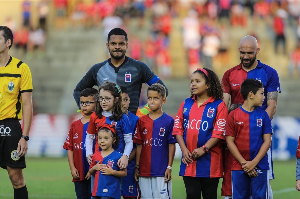 Thiago Rodrigues fala sobre evolução do Paraná em período sem jogos visando início da Série B