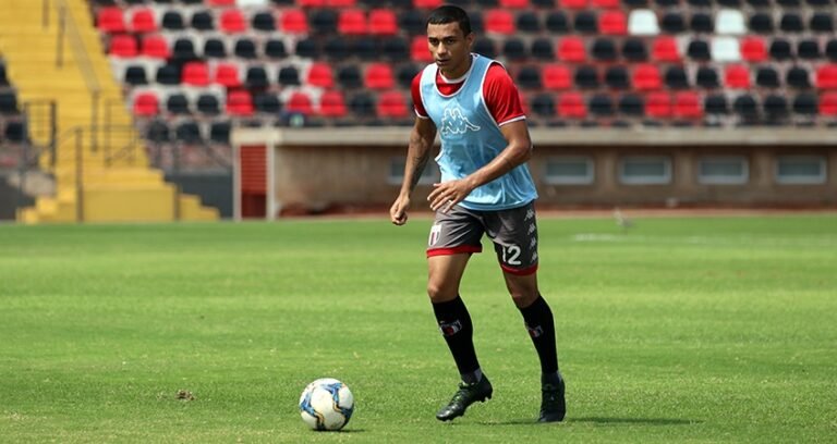 Murilo comenta próximo desafio do Botafogo-SP