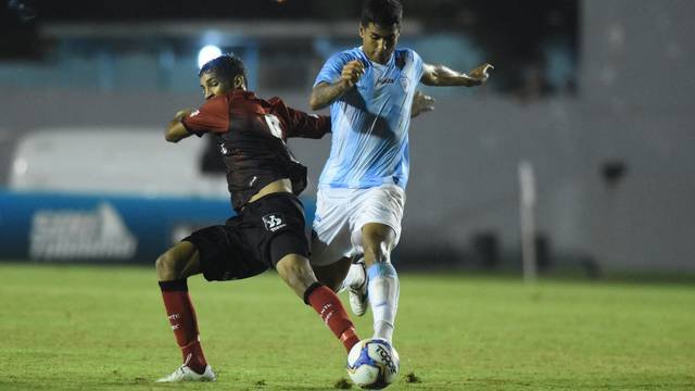 Londrina vence e segue 100% na Série B.