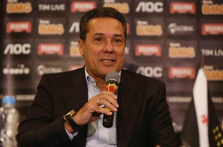 Bem vindo, Luxa! Vanderlei Luxemburgo é o novo técnico do Vasco.