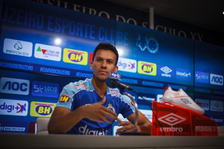“O Cruzeiro na zona de rebaixamento é uma situação momentânea”
