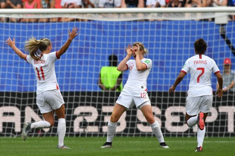 Em busca da semifinal, Inglaterra enfrenta a Noruega