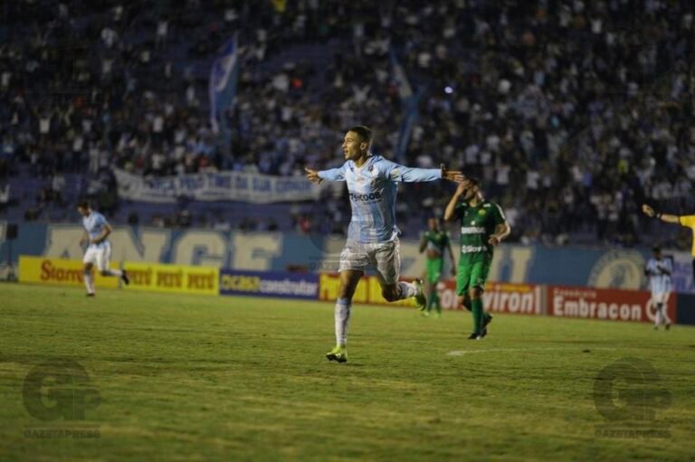 Londrina vence e assume a vice-liderança