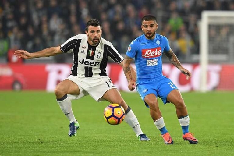 Sem Chiellini, Juventus recebe Napoli pela segunda rodada do italiano