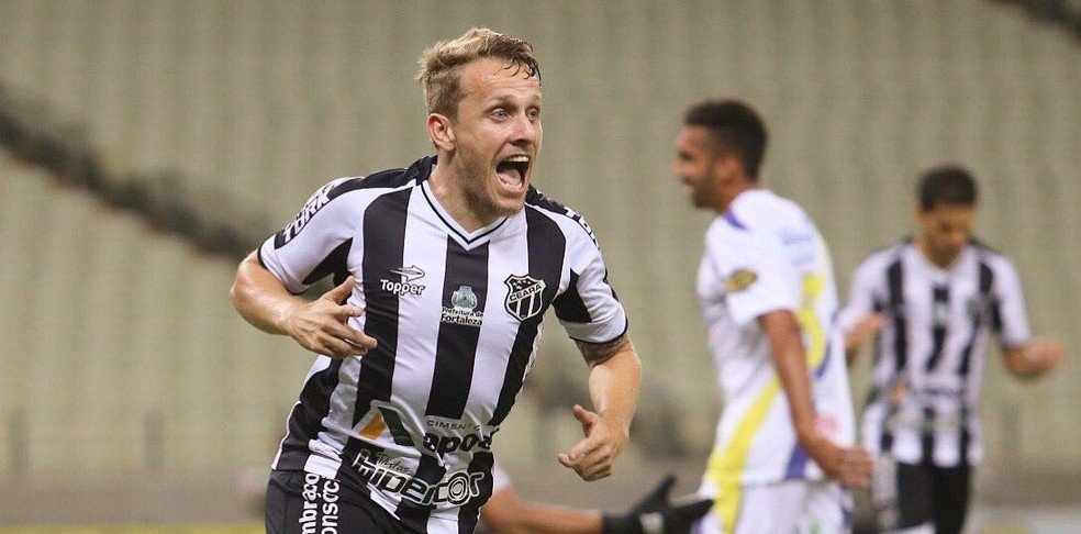 Após cirurgia, Alex Amado inicia fisioterapia e atacante projeta seu retorno ao Ceará: “Voltarei ainda mais forte”