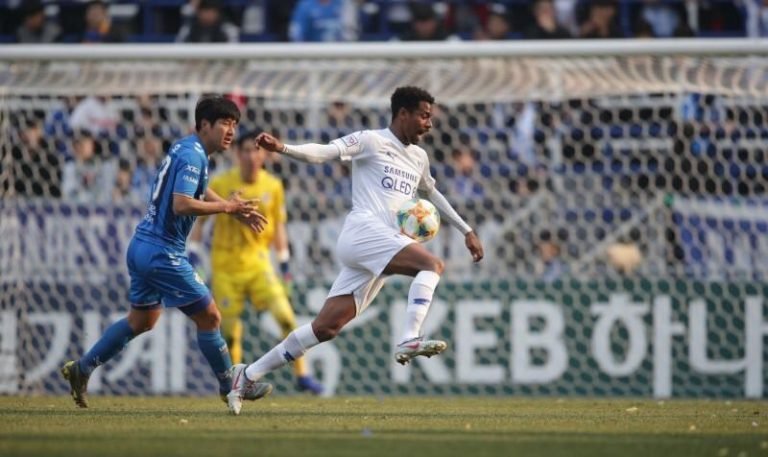 Waguininho espera boa sequência do Suwon Bluewings visando classificação para a próxima fase da K-League