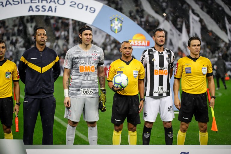 Galo joga bem na Arena, mas erro no fim dá a vitória ao time paulista