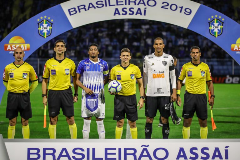 Avaí 1, Galo 0: a sexta derrota seguida do time de Rodrigo Santana