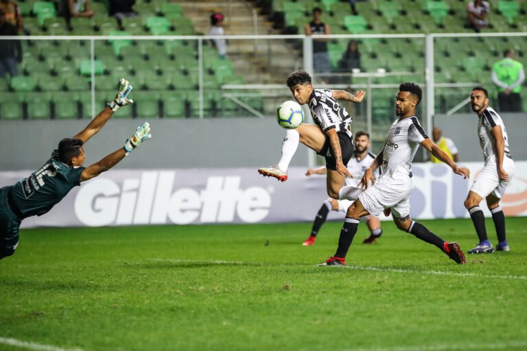 Galo 2, Ceará 1: fim de jejum alvinegro no Brasileirão