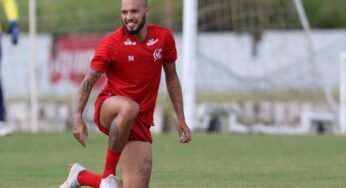 Paulinho espera grande jogo do Náutico contra o Sampaio Corrêa na decisão da terceira divisão