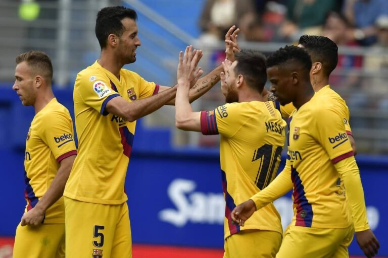 Trio marca pela “primeira vez” e Barcelona goleia