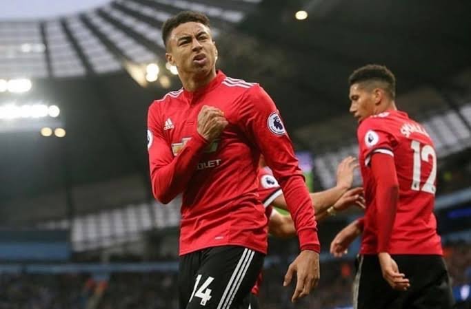Manchester United busca liderança na Europa League