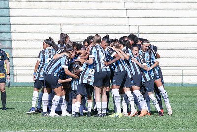 E na final feminina: clássico. Grêmio bate Brasil de Farroupilha por 8×0 e está na final do Campeonato Gaúcho
