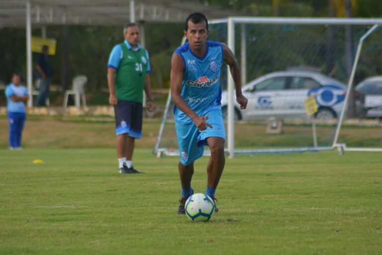 Didira quer CSA ligado para vencer o Vasco em duelo pela Série A