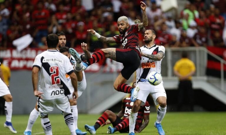Vasco “visita” o Flamengo; confira as prováveis escalações