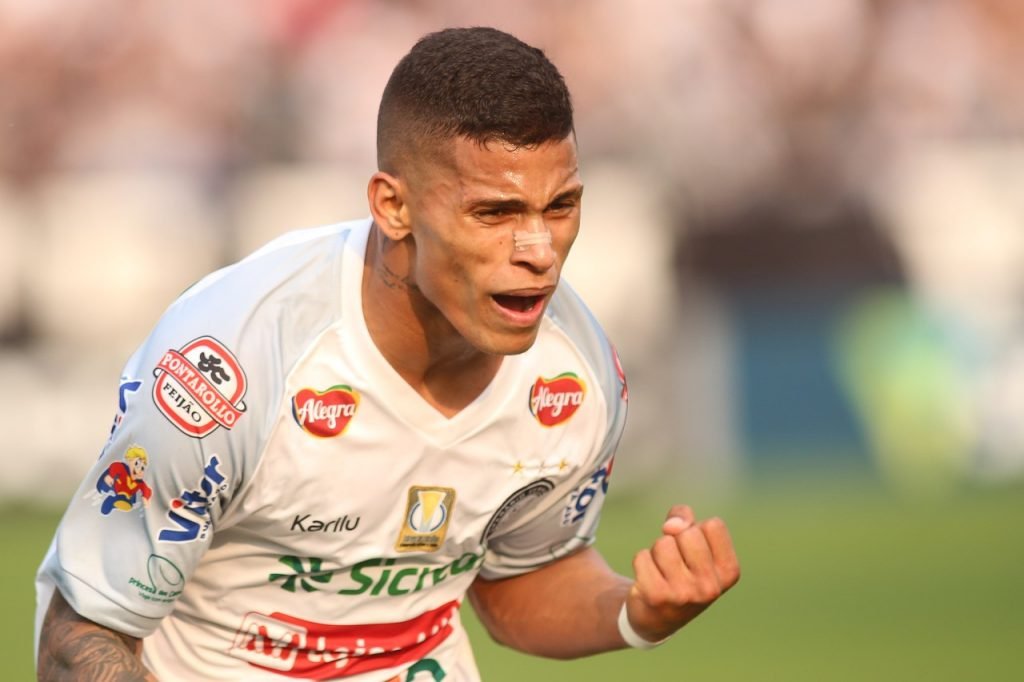 Jogador Maílton, na mira do Internacional