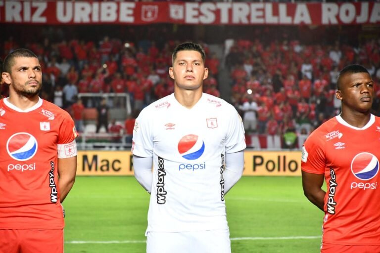 Neto Volpi, o melhor goleiro do Campeonato Colombiano busca seu título com o América de Cali