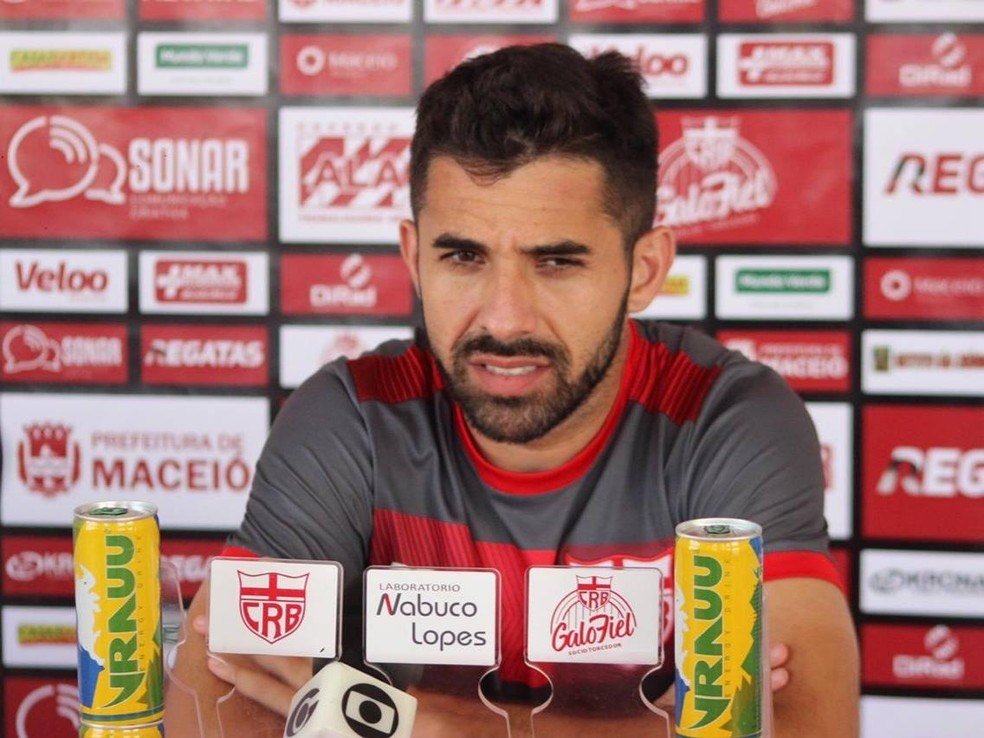 Lucas Abreu acerta com o Guarani e espera fazer bom ano