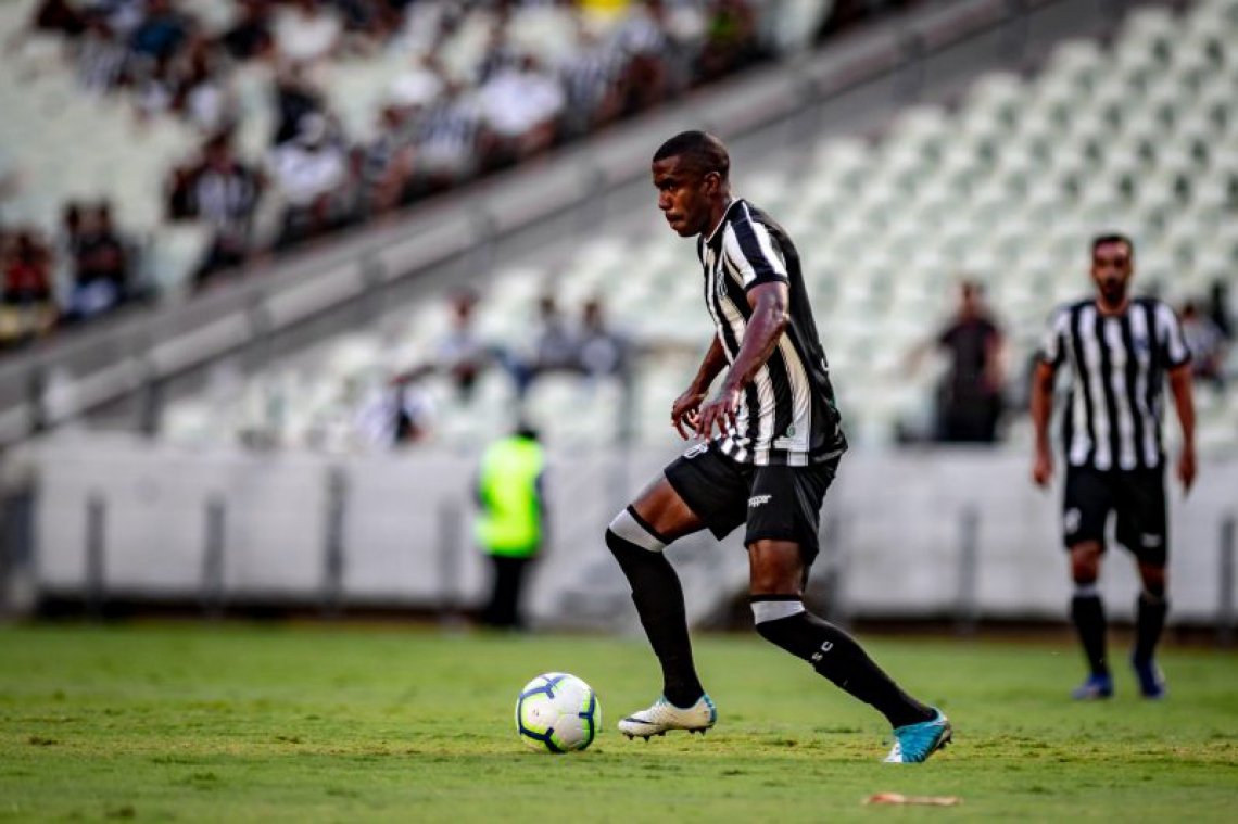Confira a situação contratual do elenco alvinegro, após permanência na Série A 2020