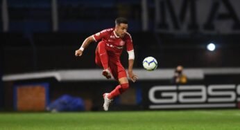 Inter renova com o lateral Heitor