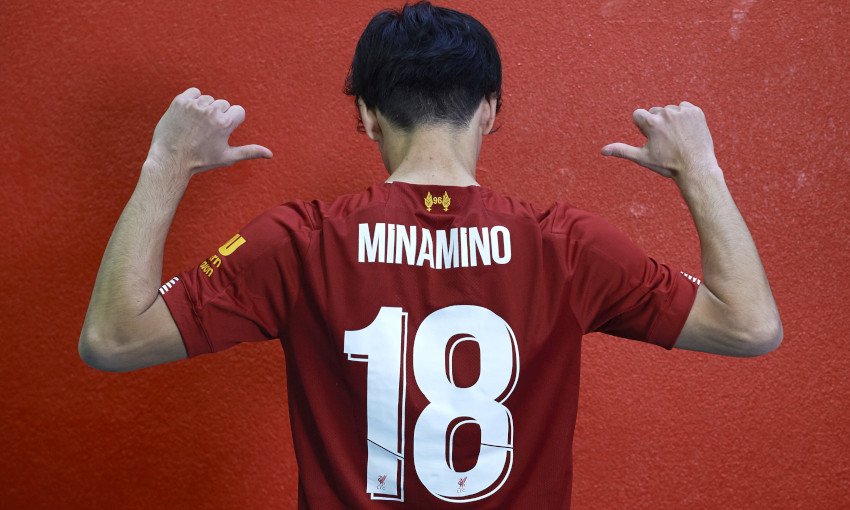 Minamino assina com Liverpool