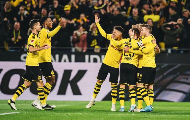 Na volta da Bundesliga, Borussia Dortmund encara o Augsburg.