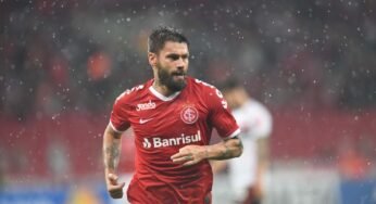 Ceará anuncia a contratação do atacante Rafael Sobis