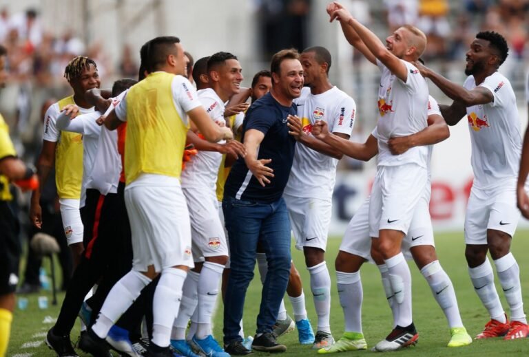 Red Bull Bragantino vence o Palmeiras