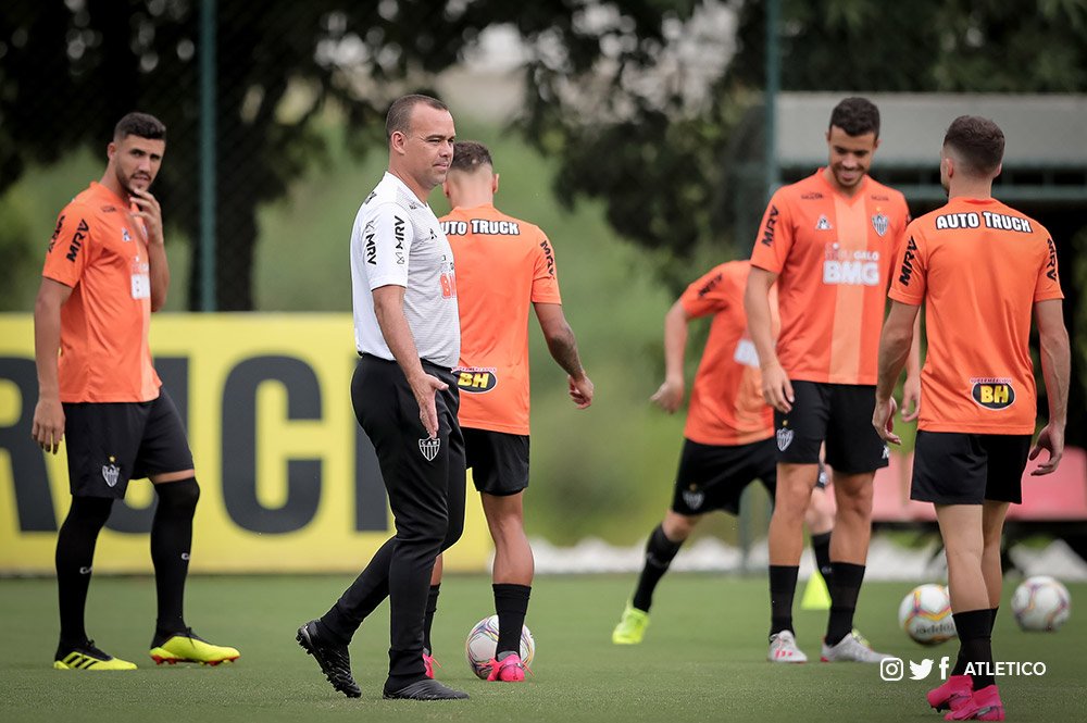 De olho na Sul-americana, Galo recebe o Tombense pelo Mineiro.