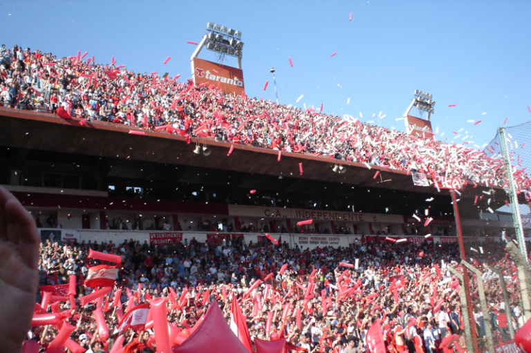 Conheça o Independiente, adversário do Fortaleza na Sul-Americana