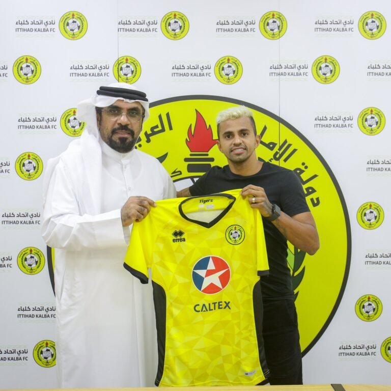 Wanderson assina com o Ittihad Kalba por dois anos e meio