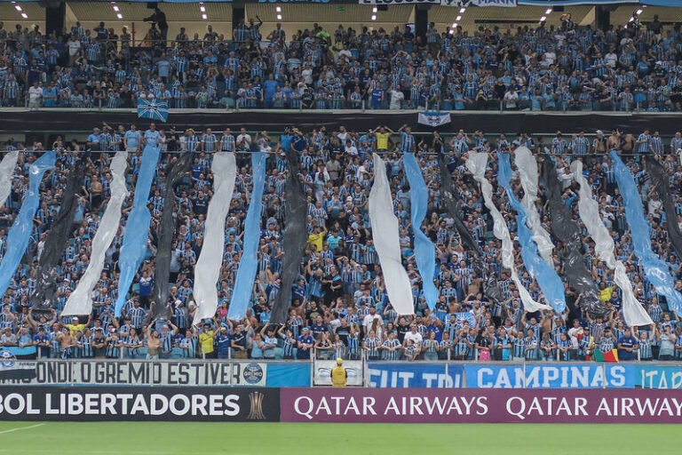 O inédito GreNal das Américas acaba em confusão na Arena do Grêmio