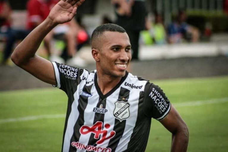 OPORTUNIDADE – Atacante na Inter de Limeira espera chance no Peixe