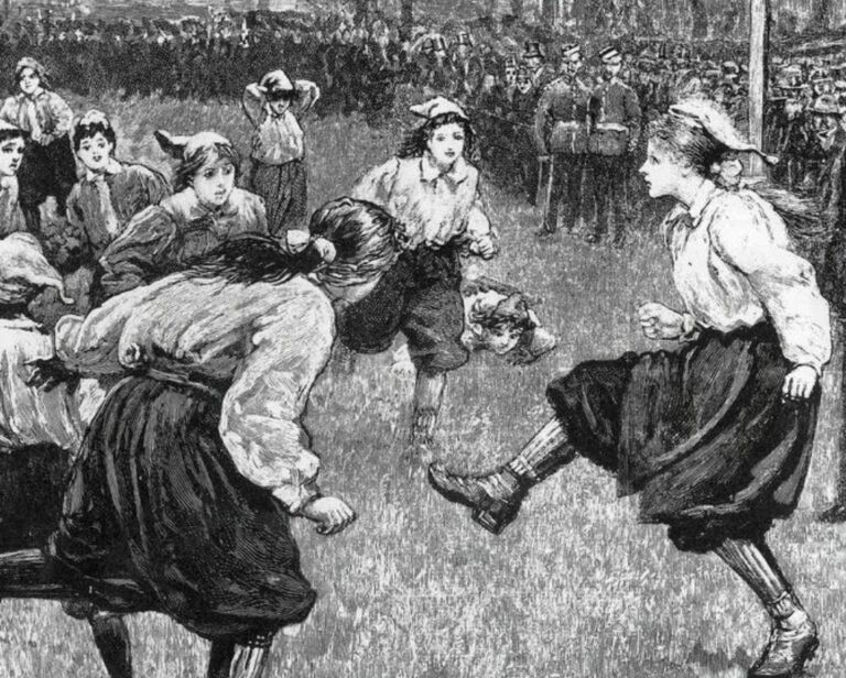 A primeira partida oficial de futebol feminino da história e sua importância
