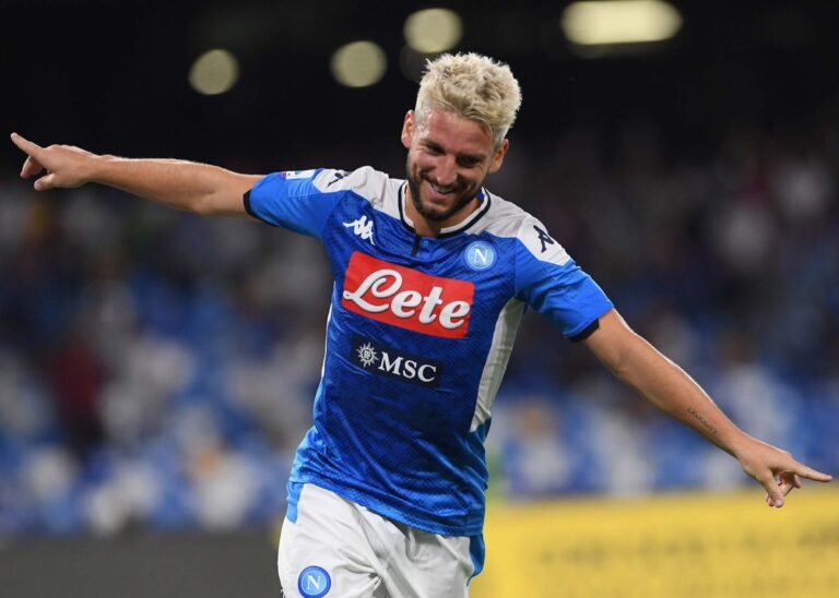 Com renovação indefinida, o belga Mertens entra na mira do Atletico de Madrid