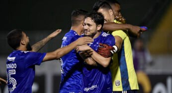 Nas mãos de Fábio e nos pés de Maurício, o Cruzeiro avança na Copa do Brasil