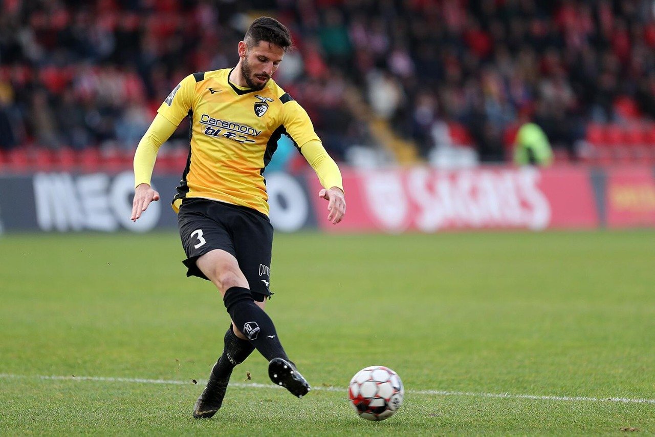 Zagueiro ex-São Paulo crê em recuperação do Portimonense e projeta jogo diante do Braga: “Precisa ter personalidade”