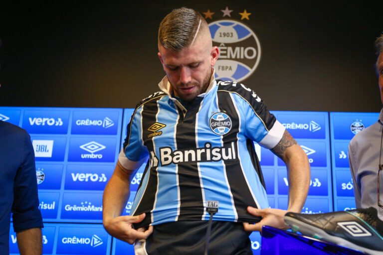 Grêmio anuncia o retorno de Caio Henrique ao Atlético de Madrid