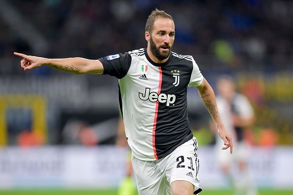 Wolverhampton monitora situação de Gonzalo Higuaín