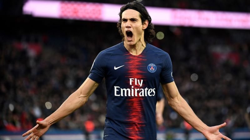 Cavani em ação pelo PSG