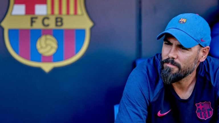 Victor Valdés, ex-Barcelona é confirmado como novo técnico de clube espanhol