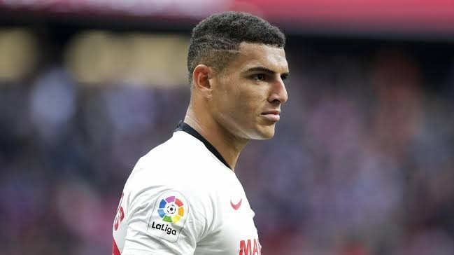 Diego Carlos na mira do Barça e de gigantes da Premier League