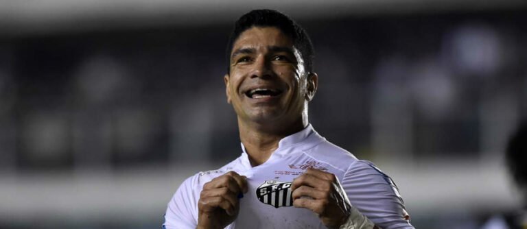 Renato, o elegante guerreiro da Vila